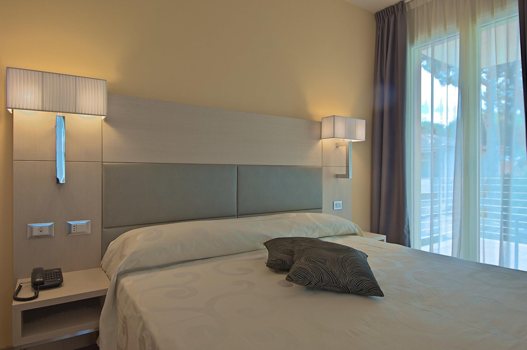 Zen Hotel Versilia Marina di Pietrasanta Exterior photo