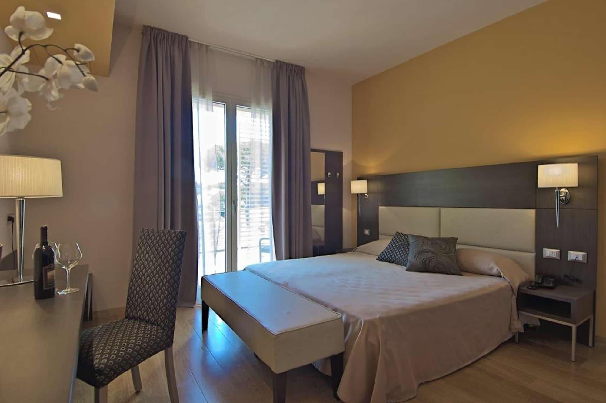 Zen Hotel Versilia Marina di Pietrasanta Exterior photo