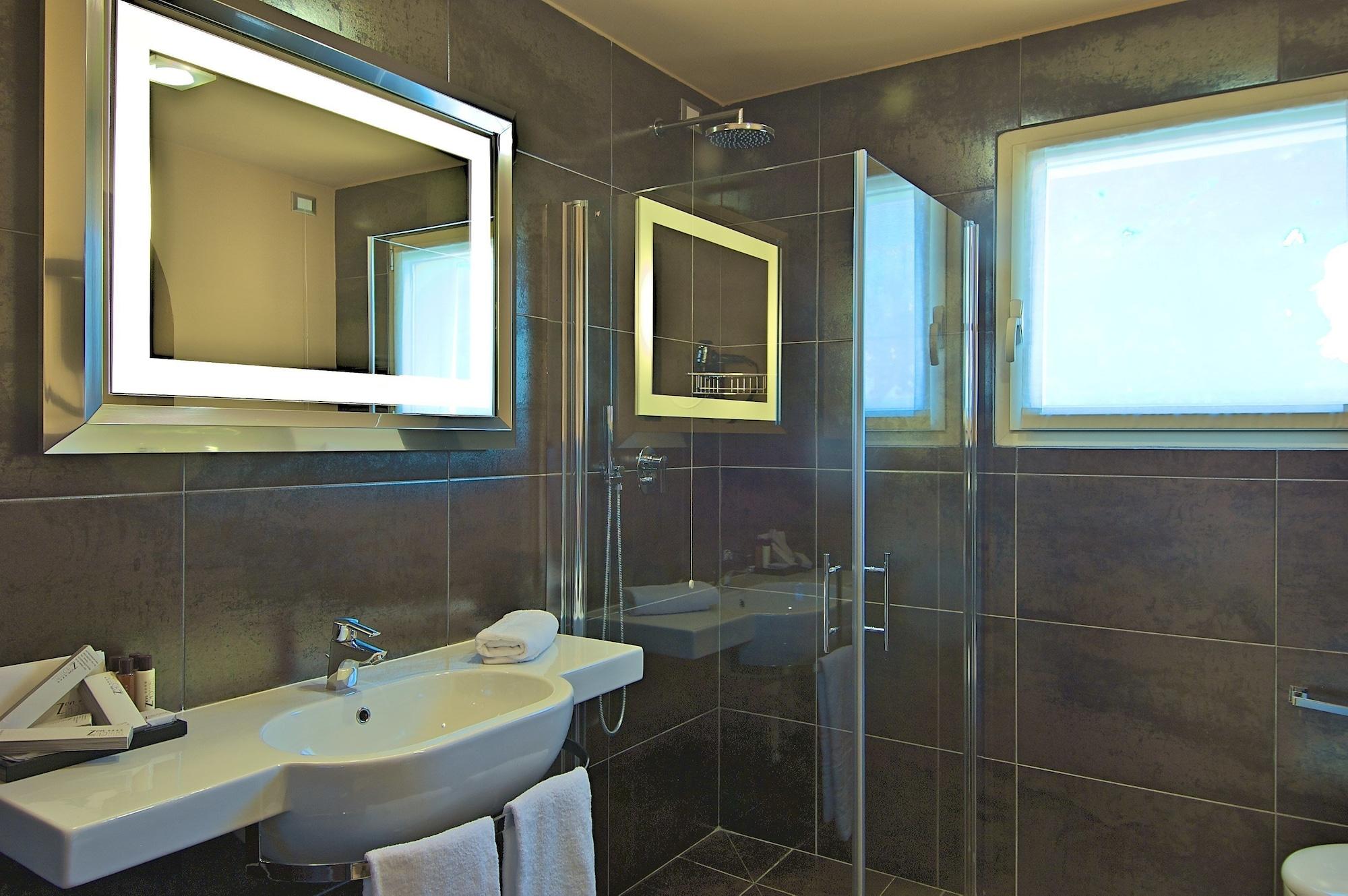 Zen Hotel Versilia Marina di Pietrasanta Exterior photo
