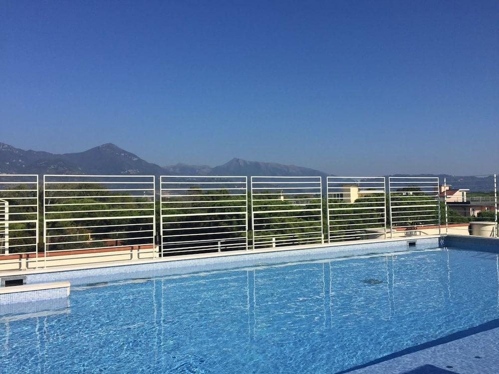 Zen Hotel Versilia Marina di Pietrasanta Exterior photo