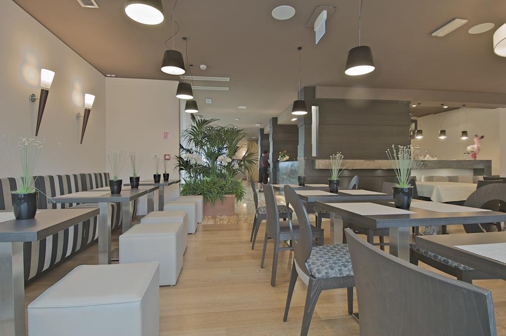 Zen Hotel Versilia Marina di Pietrasanta Exterior photo